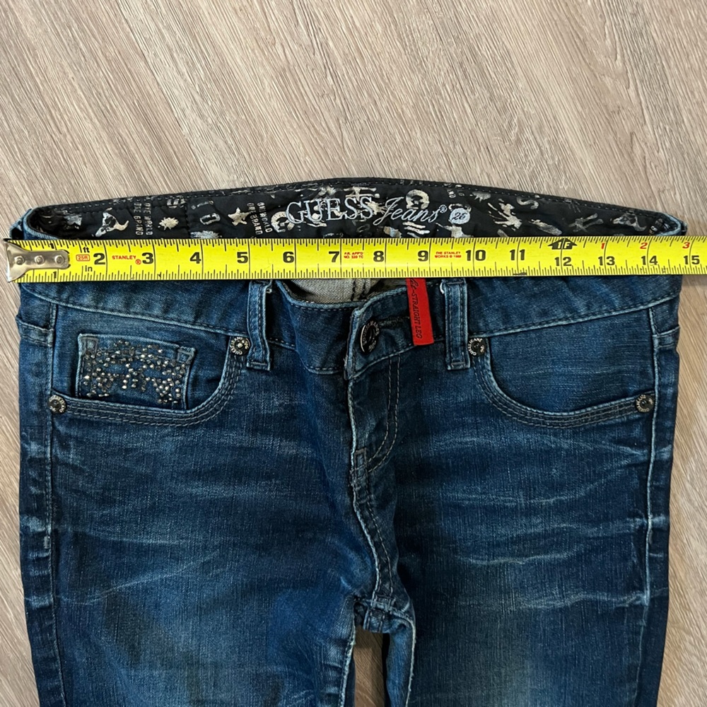 Guess Jeans - Picture 9 of 16